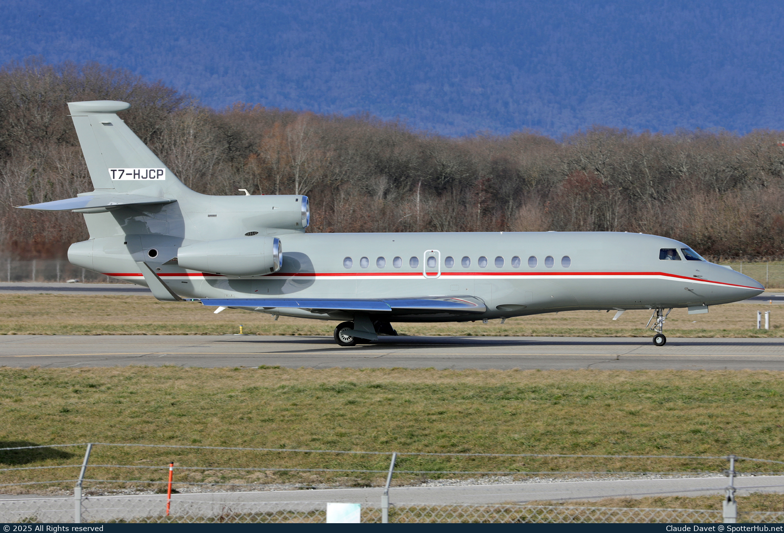 Photo of T7-HJCP - Dassault Falcon 7X operated by Dassault Falcon Service