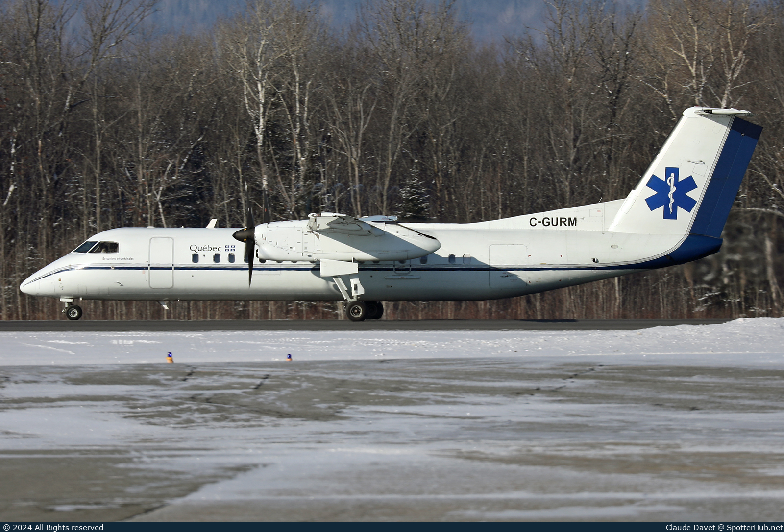 Photo of C-GURM - Bombardier DHC-8-315 Dash 8 Q300 operated by Government of Québec