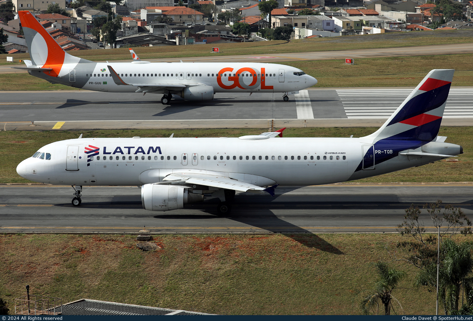Photo of PR-TQB - Airbus A320-214 operated by LATAM Airlines Brasil