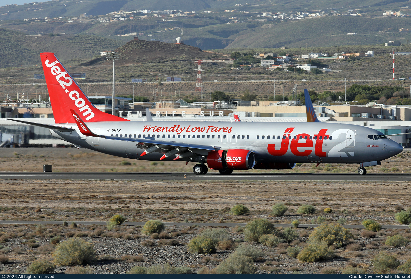 Photo of G-DRTR - Boeing 737-86N operated by Jet2