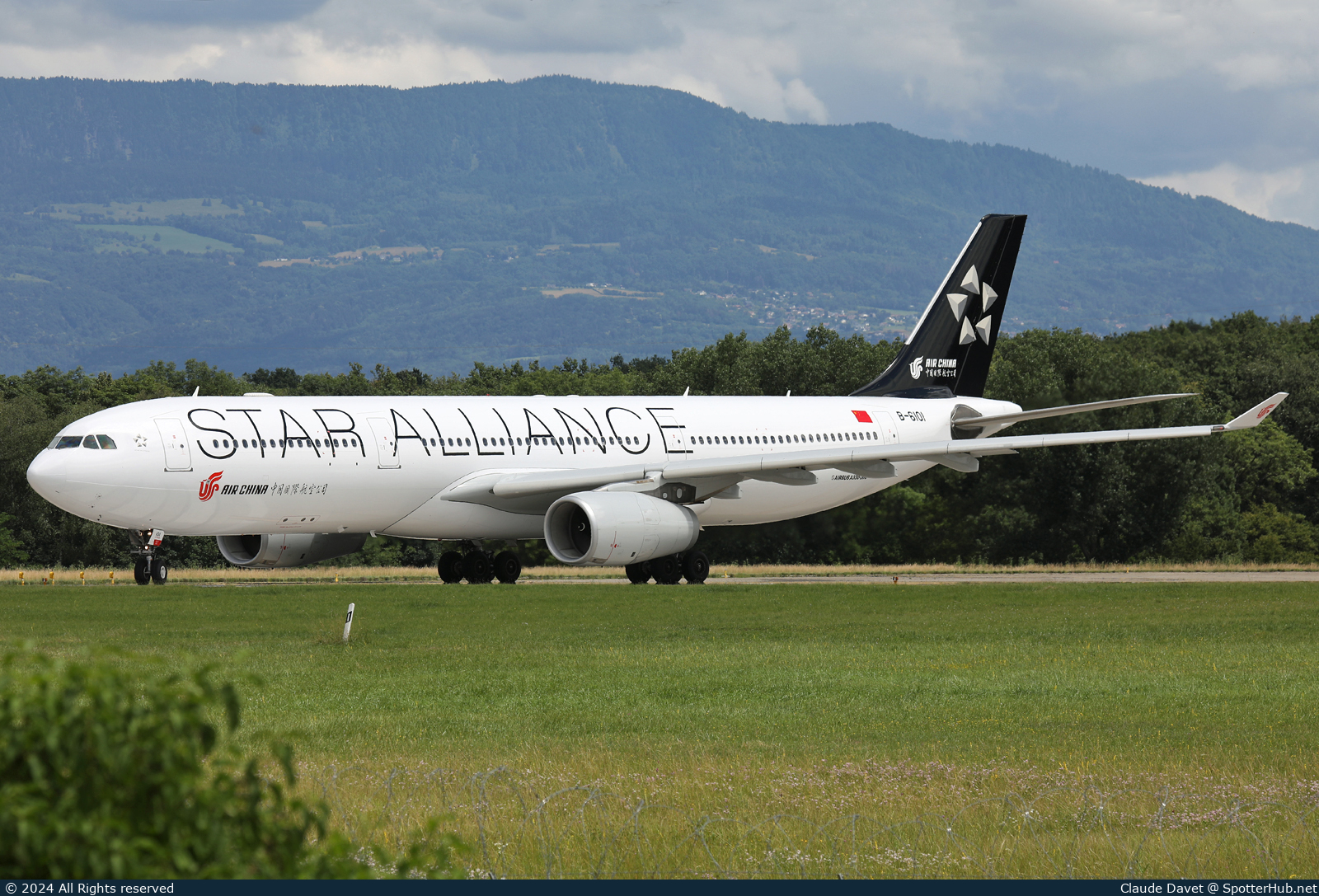 Photo of B-6101 - Airbus A330-343 operated by Air China