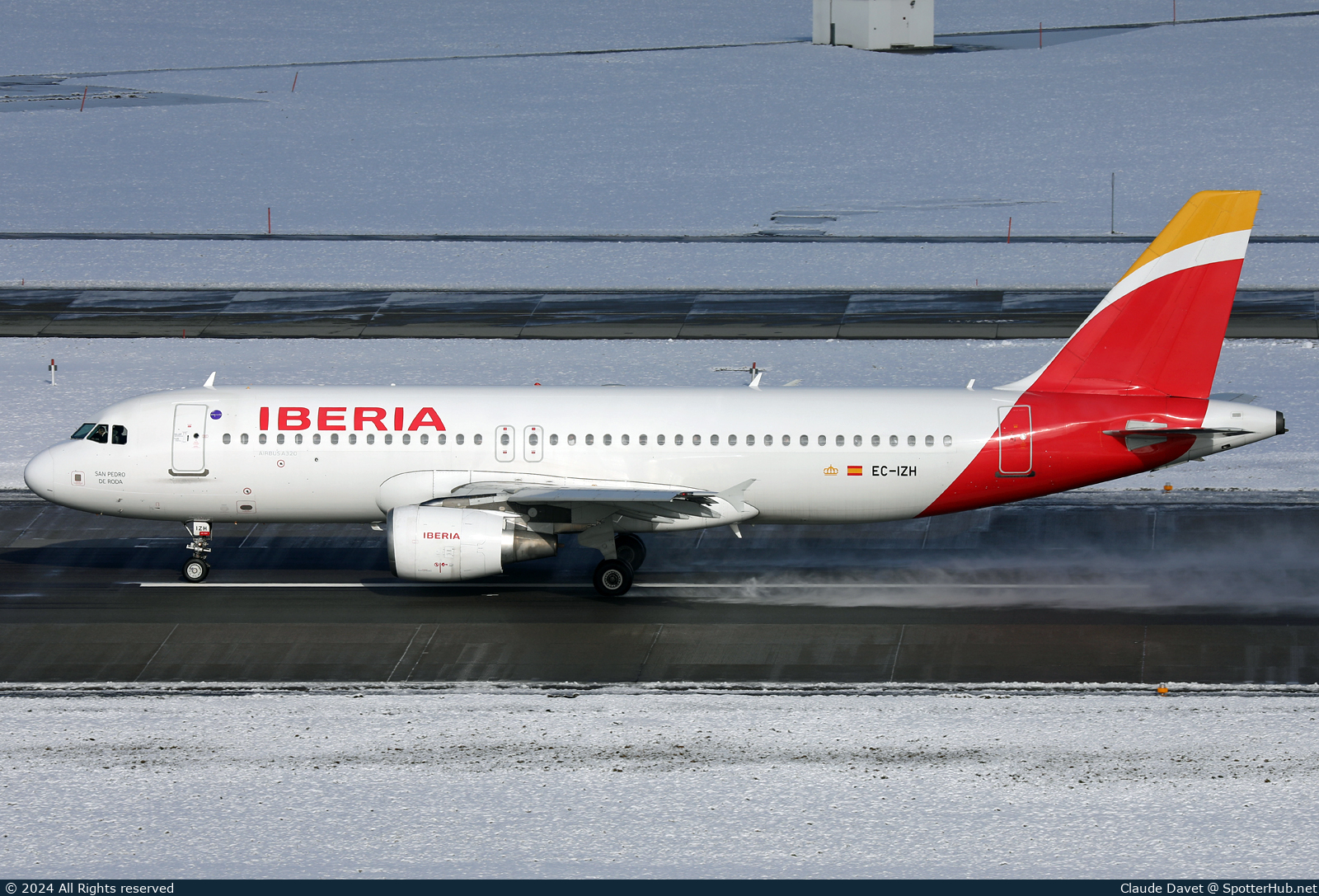 Photo of EC-IZH - Airbus A320-214 operated by Iberia