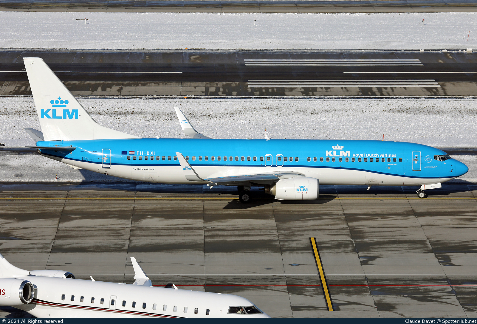Photo of PH-BXI - Boeing 737-8K2 operated by KLM Royal Dutch Airlines