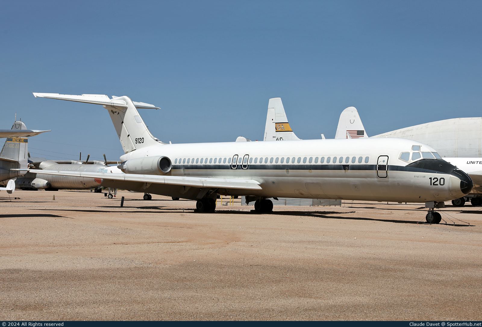 Photo of 159120 - McDonnell Douglas C-9B Skytrain II operated by US Navy