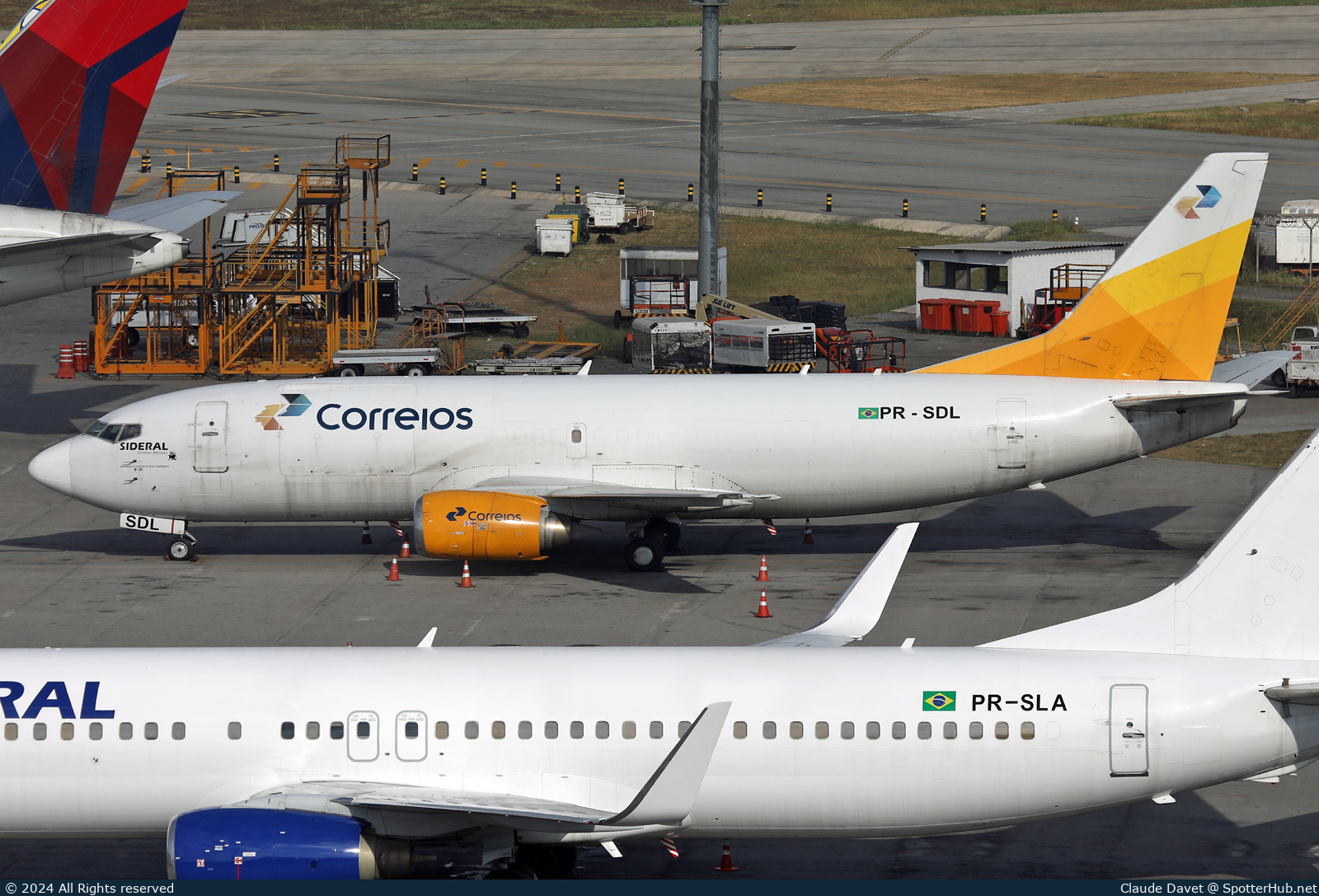 Photo of PR-SDL - Boeing 737-3S3(SF) operated by Sideral Linhas Aéreas