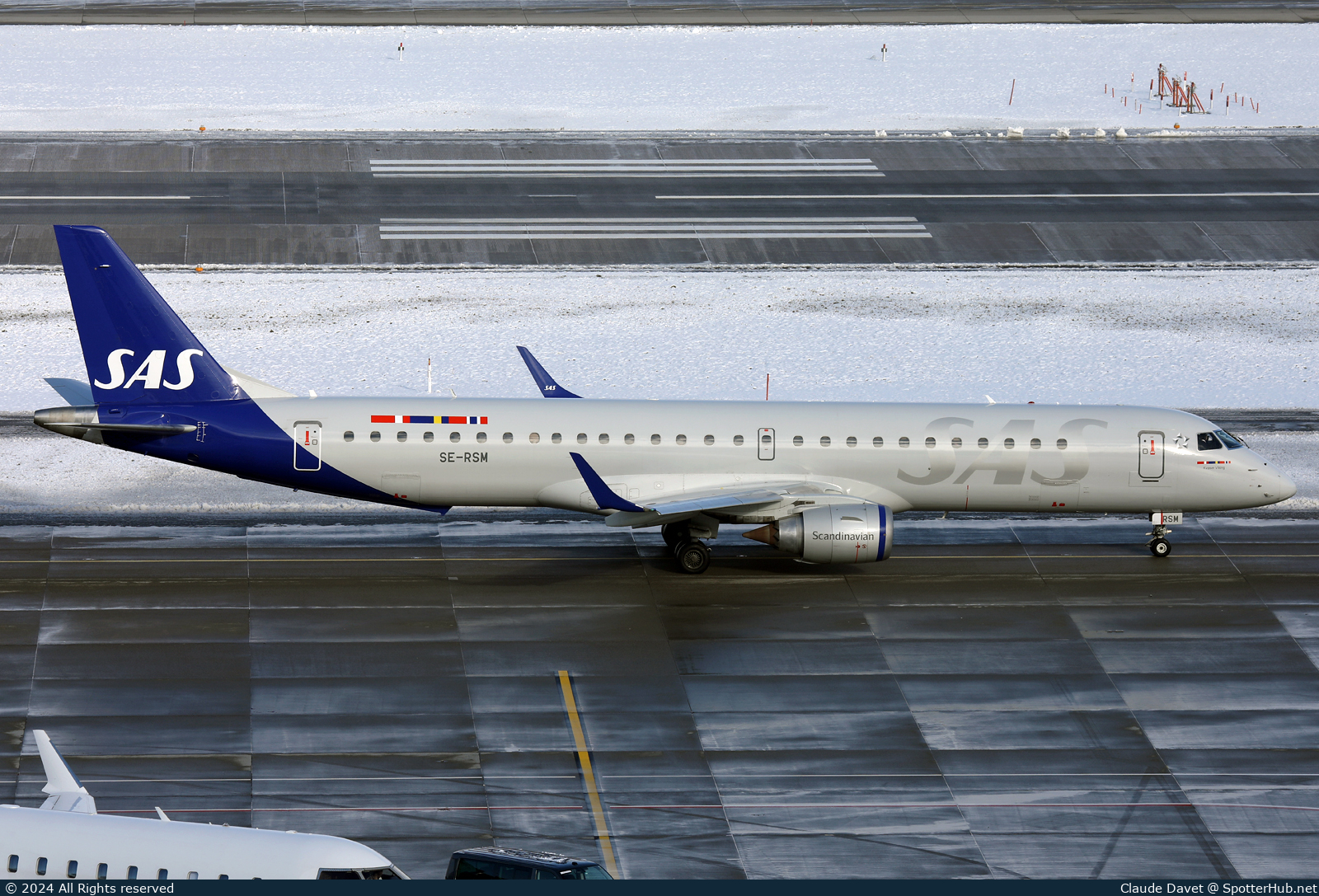 Photo of SE-RSM - Embraer ERJ-195LR operated by SAS Link