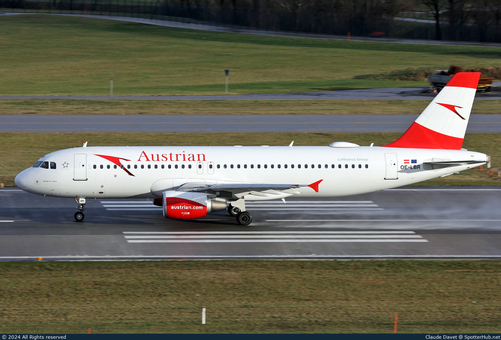 Photo of OE-LBR - Airbus A320-214 operated by Austrian Airlines