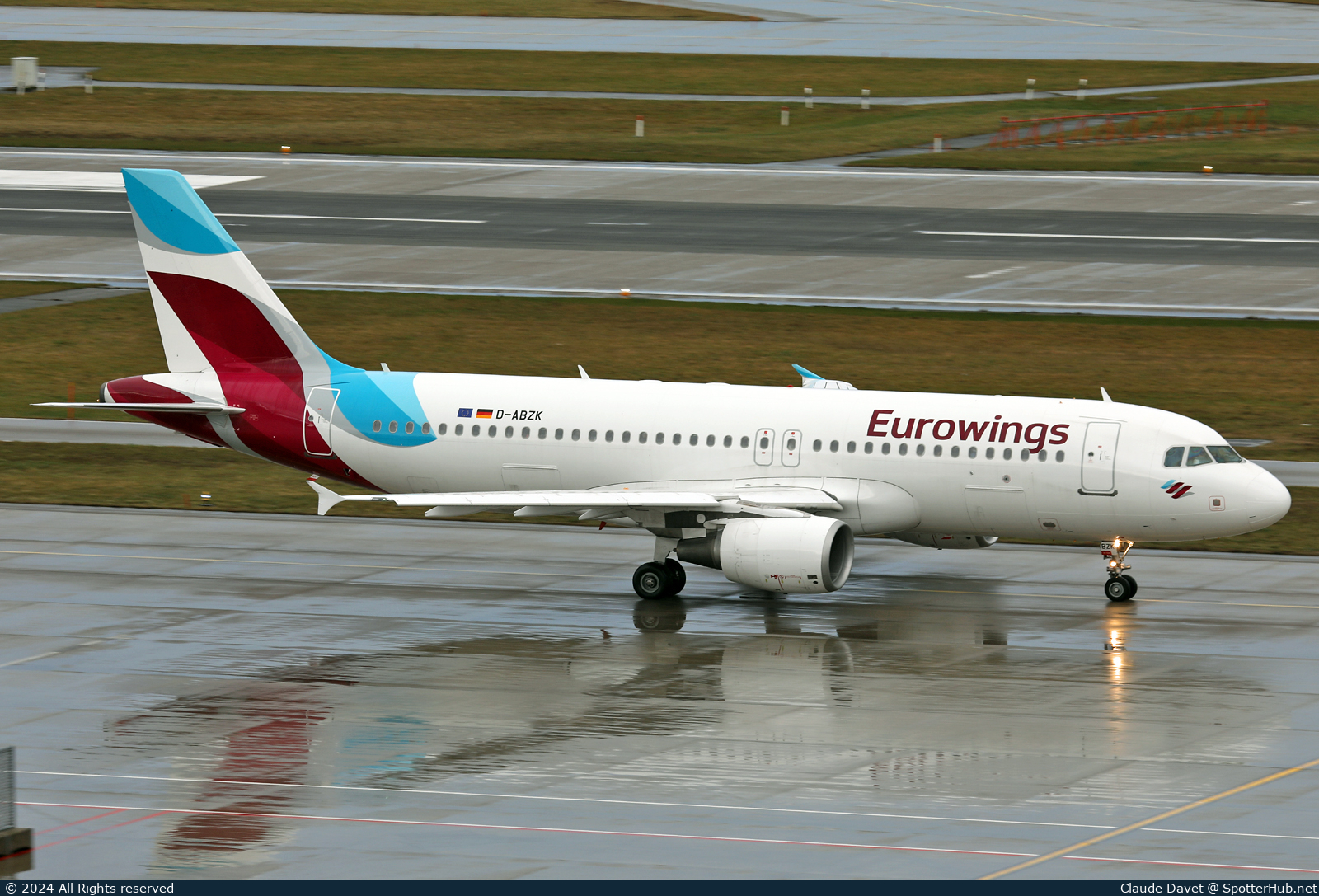 Photo of D-ABZK - Airbus A320-216 operated by Eurowings
