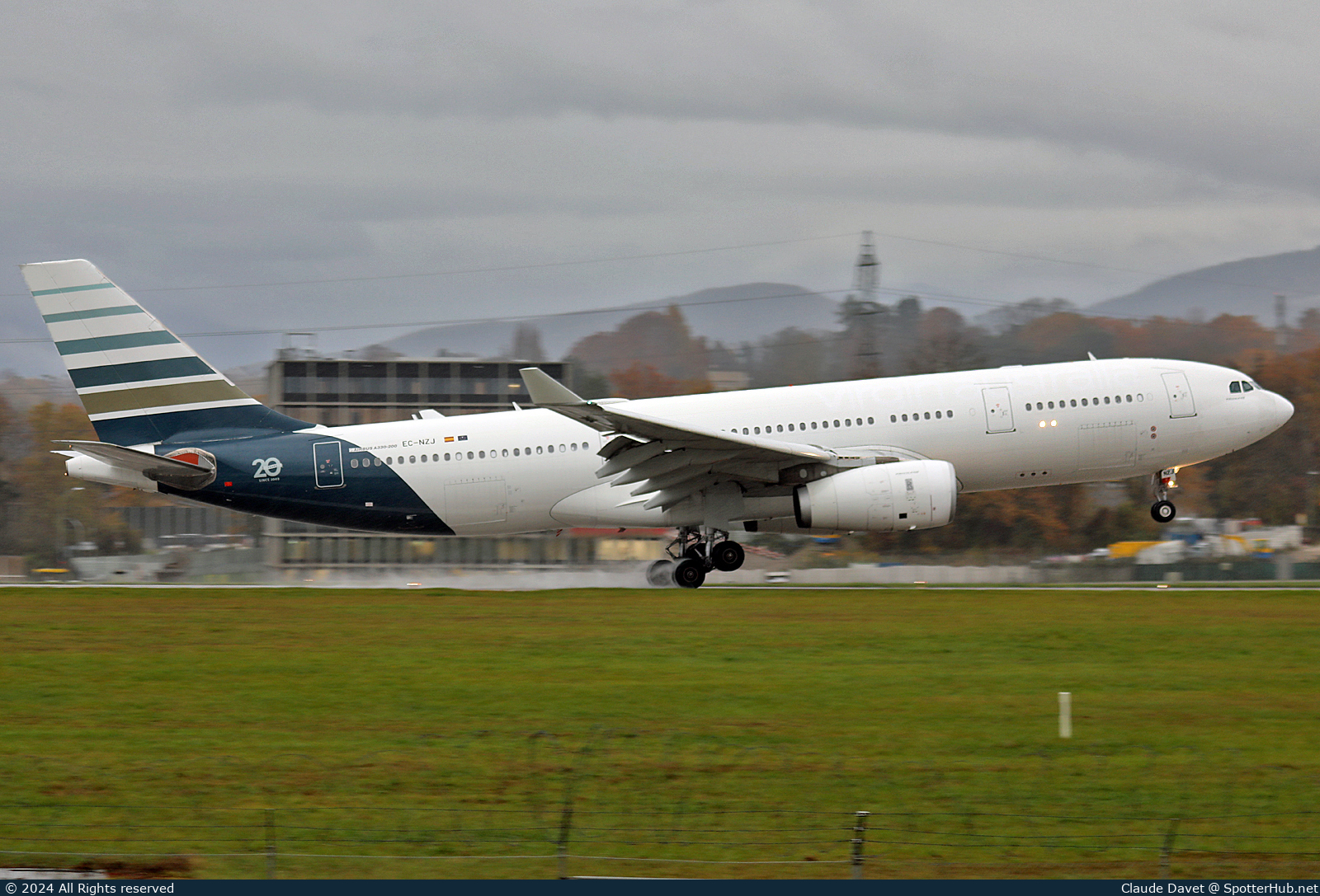 Photo of EC-NZJ - Airbus A330-243 operated by Privilege Style