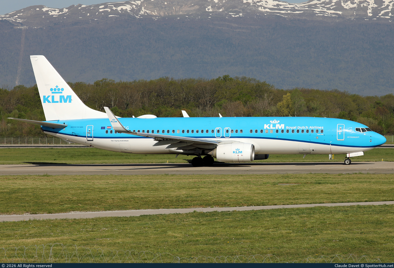 Photo of PH-BCG - Boeing 737-8K2 operated by KLM Royal Dutch Airlines
