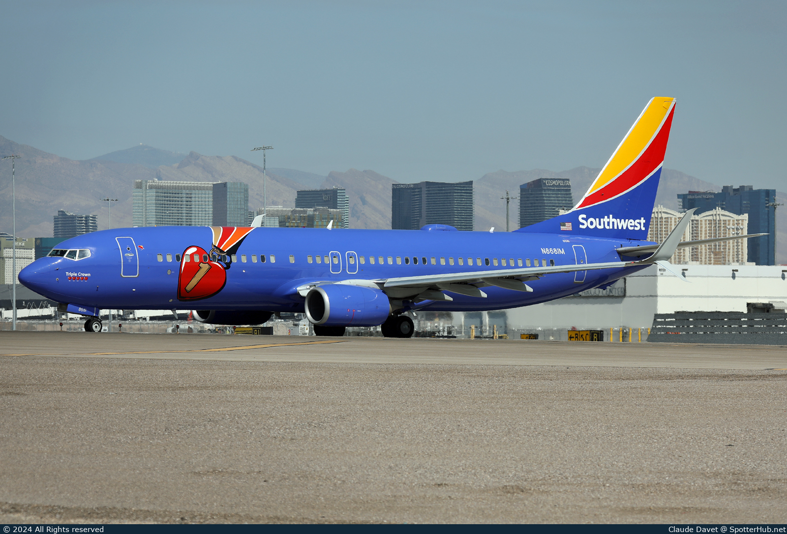 Photo of N8681M - Boeing 737-8H4 operated by Southwest Airlines