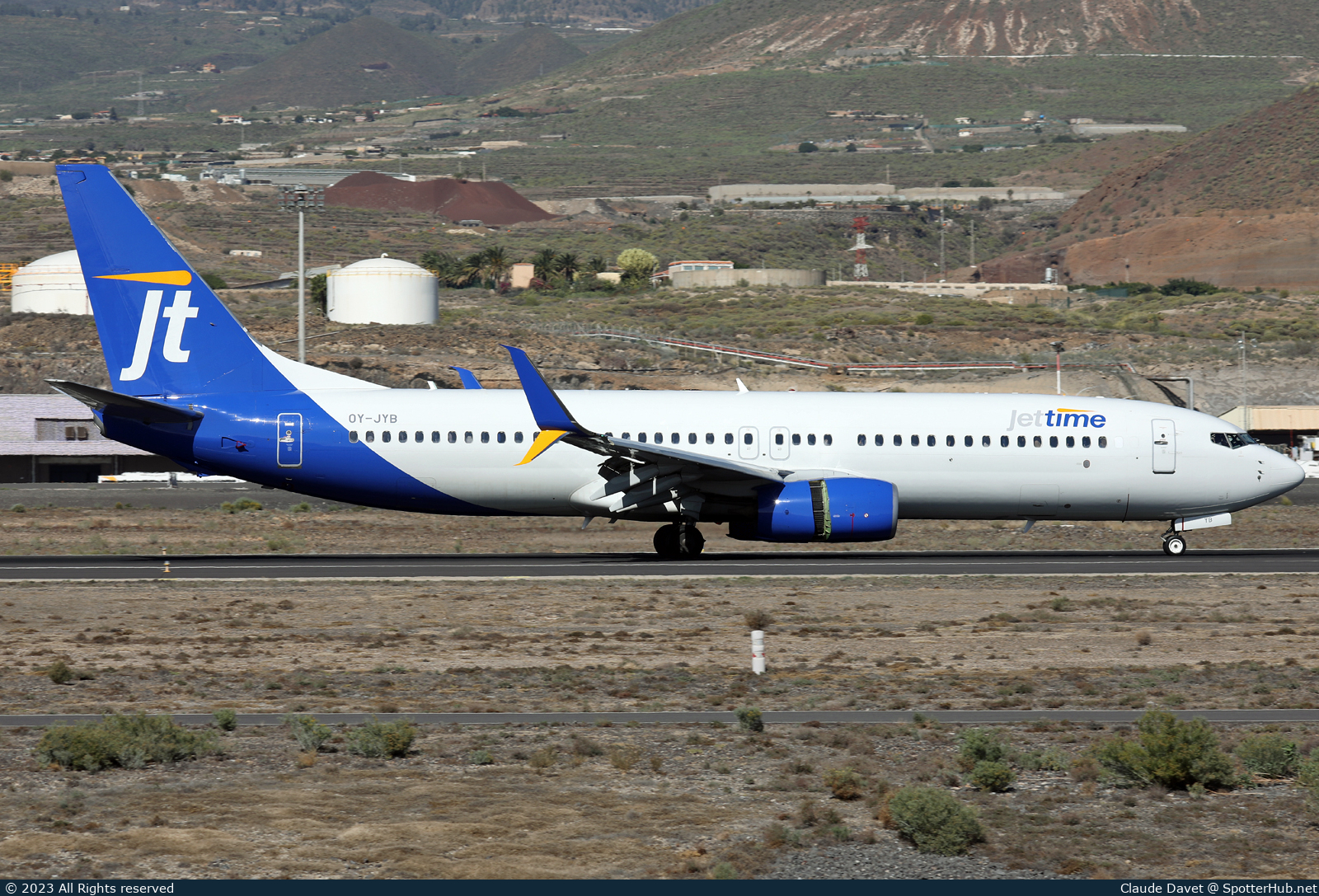 Photo of OY-JYB - Boeing 737-8KN operated by Jettime