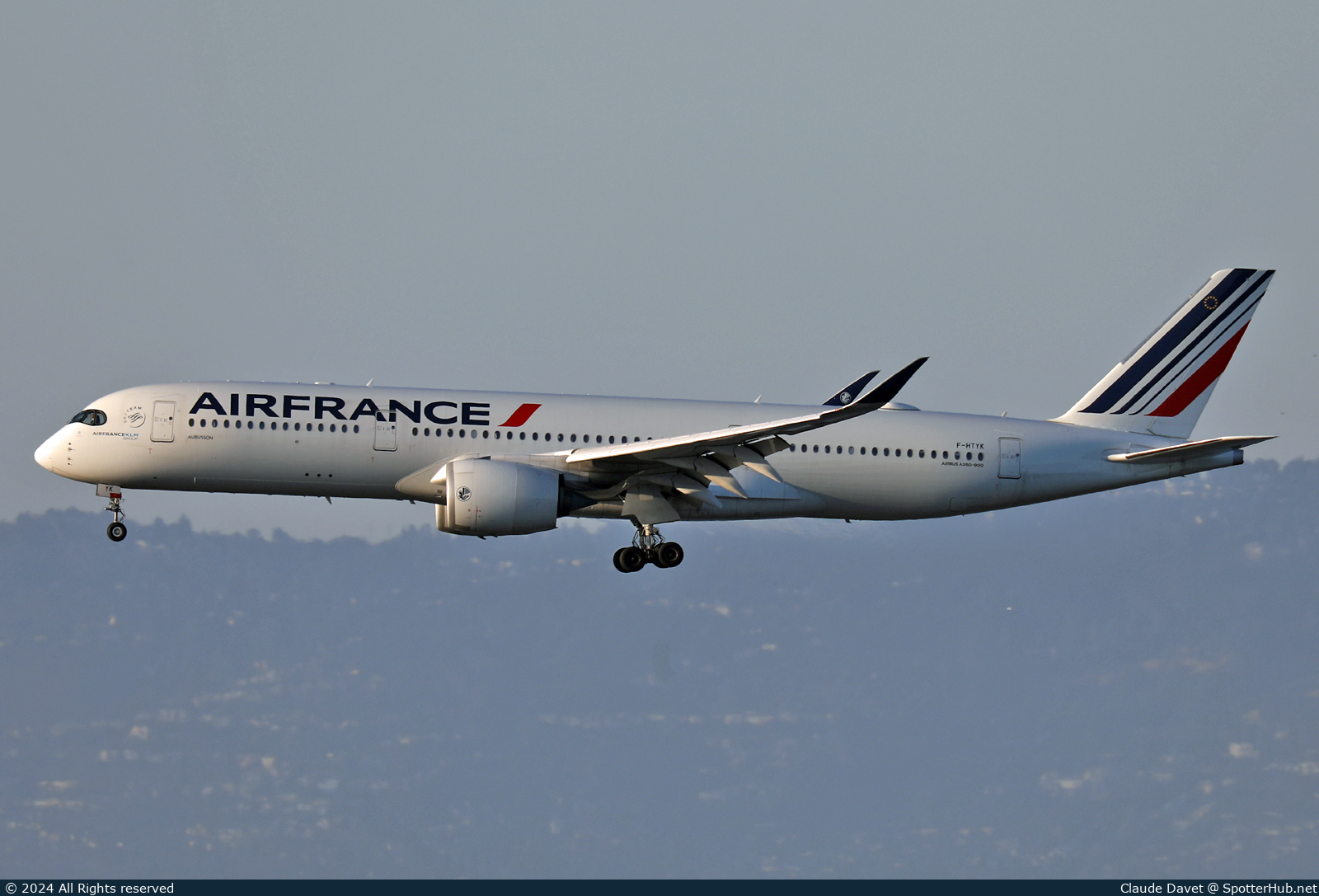 Photo of F-HTYK - Airbus A350-941 operated by Air France