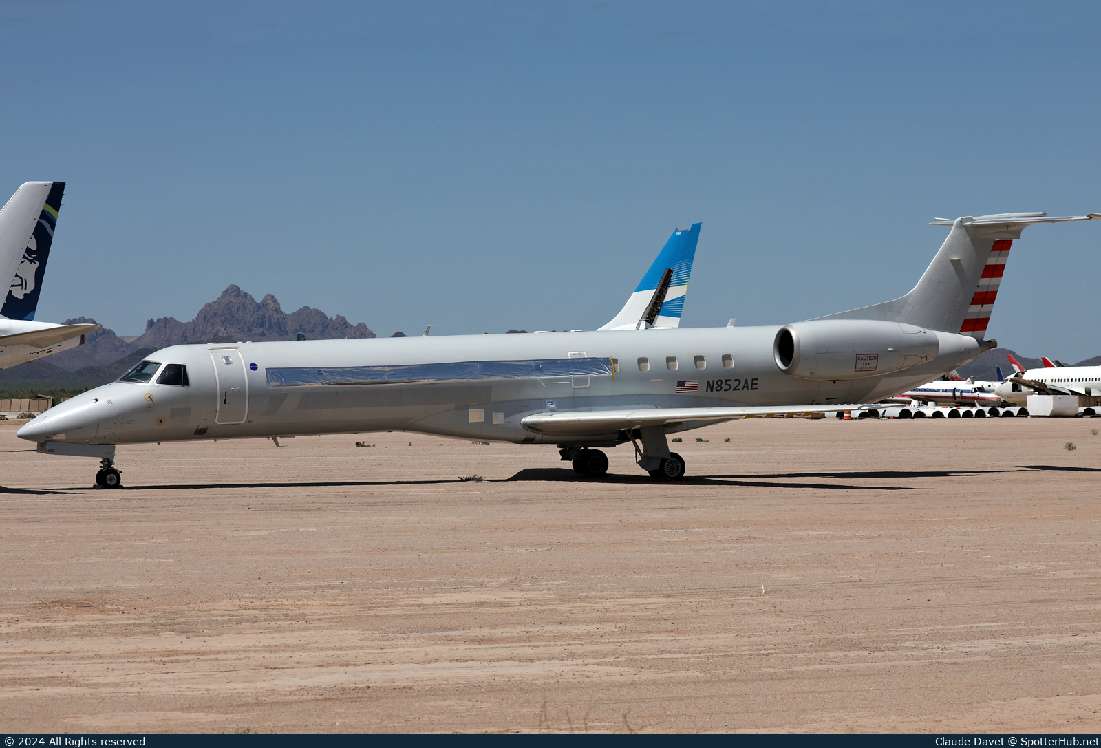 Photo of N852AE - Embraer ERJ-140LR operated by American Eagle (opb Envoy Air)