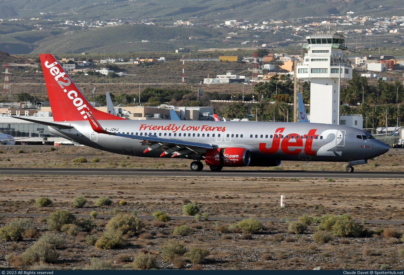 Photo of G-JZHJ - Boeing 737-8MG operated by Jet2