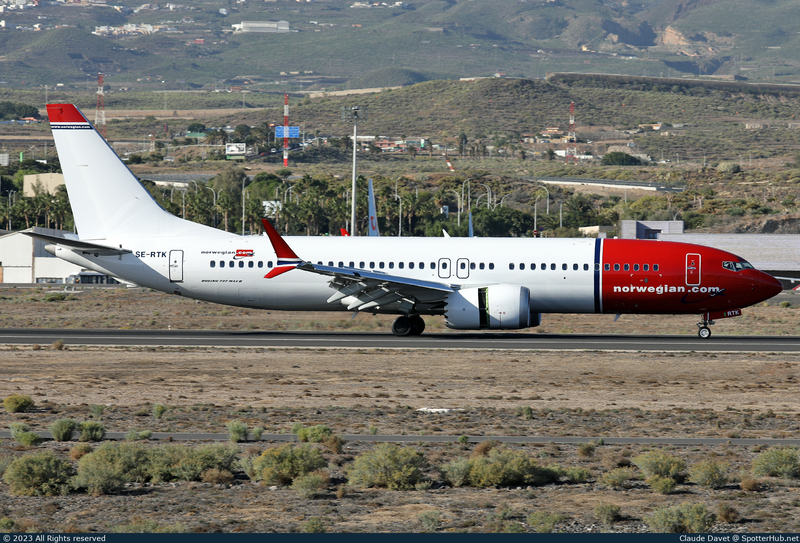Photo of SE-RTK - Boeing 737 MAX 8 operated by Norwegian Air Sweden
