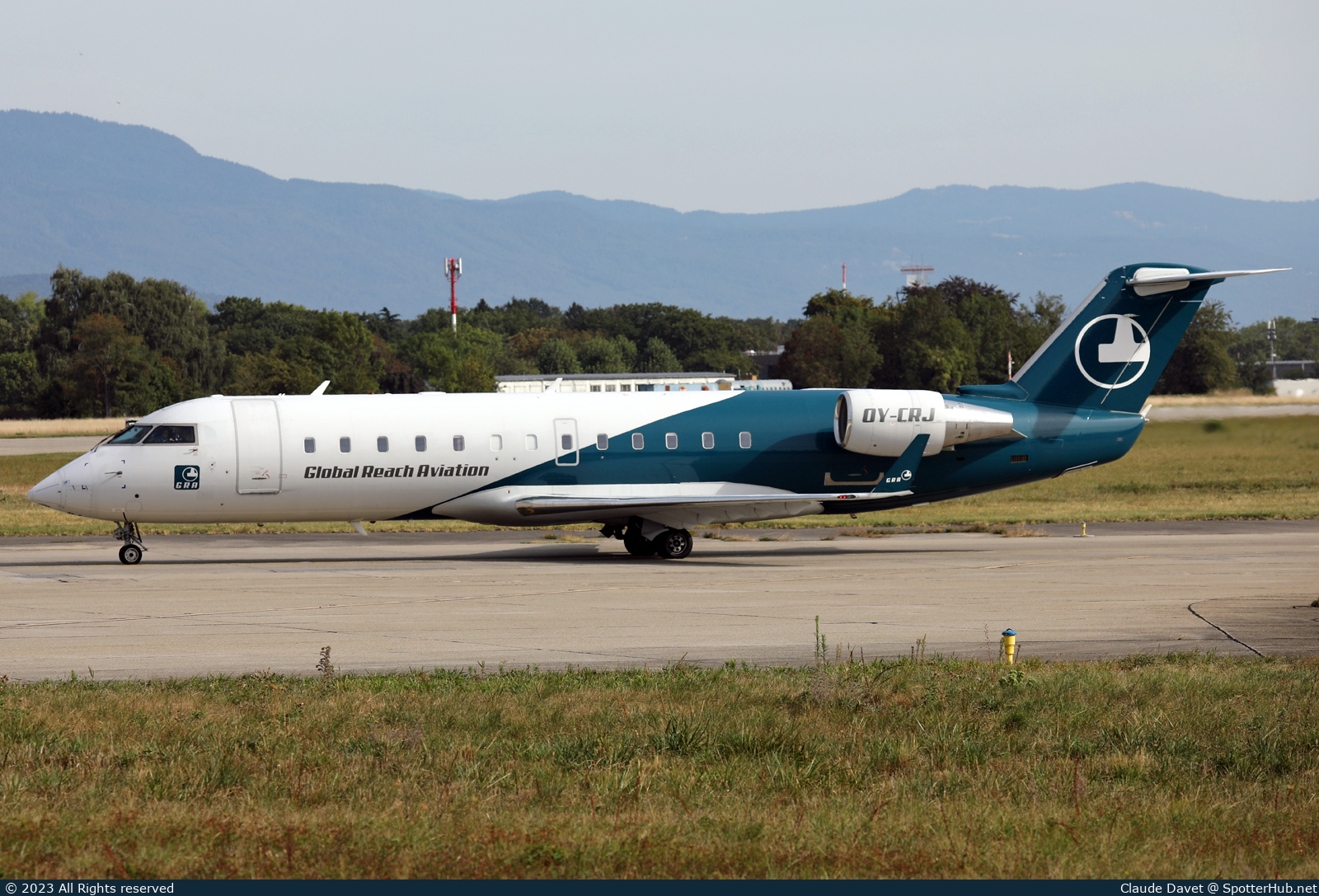 Photo of OY-CRJ - Bombardier CRJ-200LR operated by Global Reach Aviation