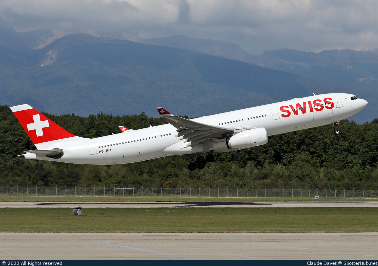 Photo of HB-JHJ - Airbus A330-343 operated by Swiss International Air Lines