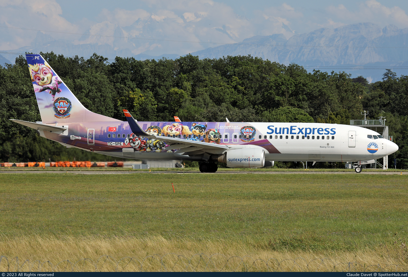 Photo of TC-SPE - Boeing 737-8HC operated by SunExpress