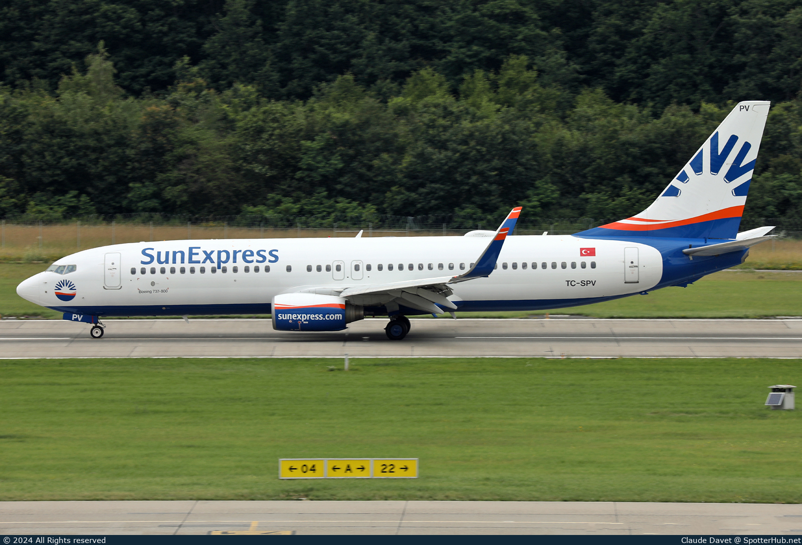 Photo of TC-SPV - Boeing 737-8JP operated by SunExpress