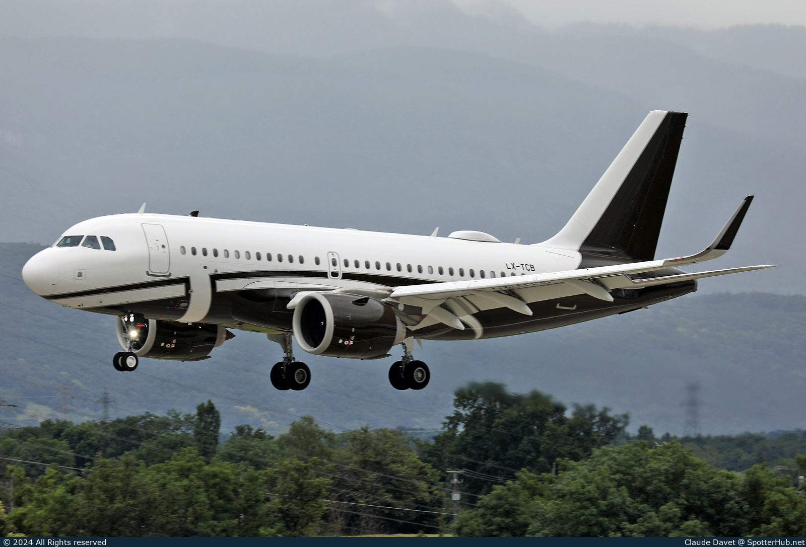 Photo of LX-TCB - Airbus A319-153N(CJ) operated by Global Jet Luxembourg