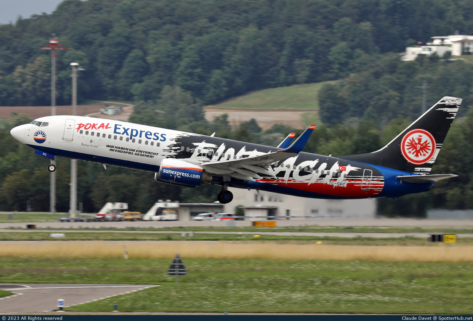 Photo of TC-SPC - Boeing 737-8AS operated by SunExpress