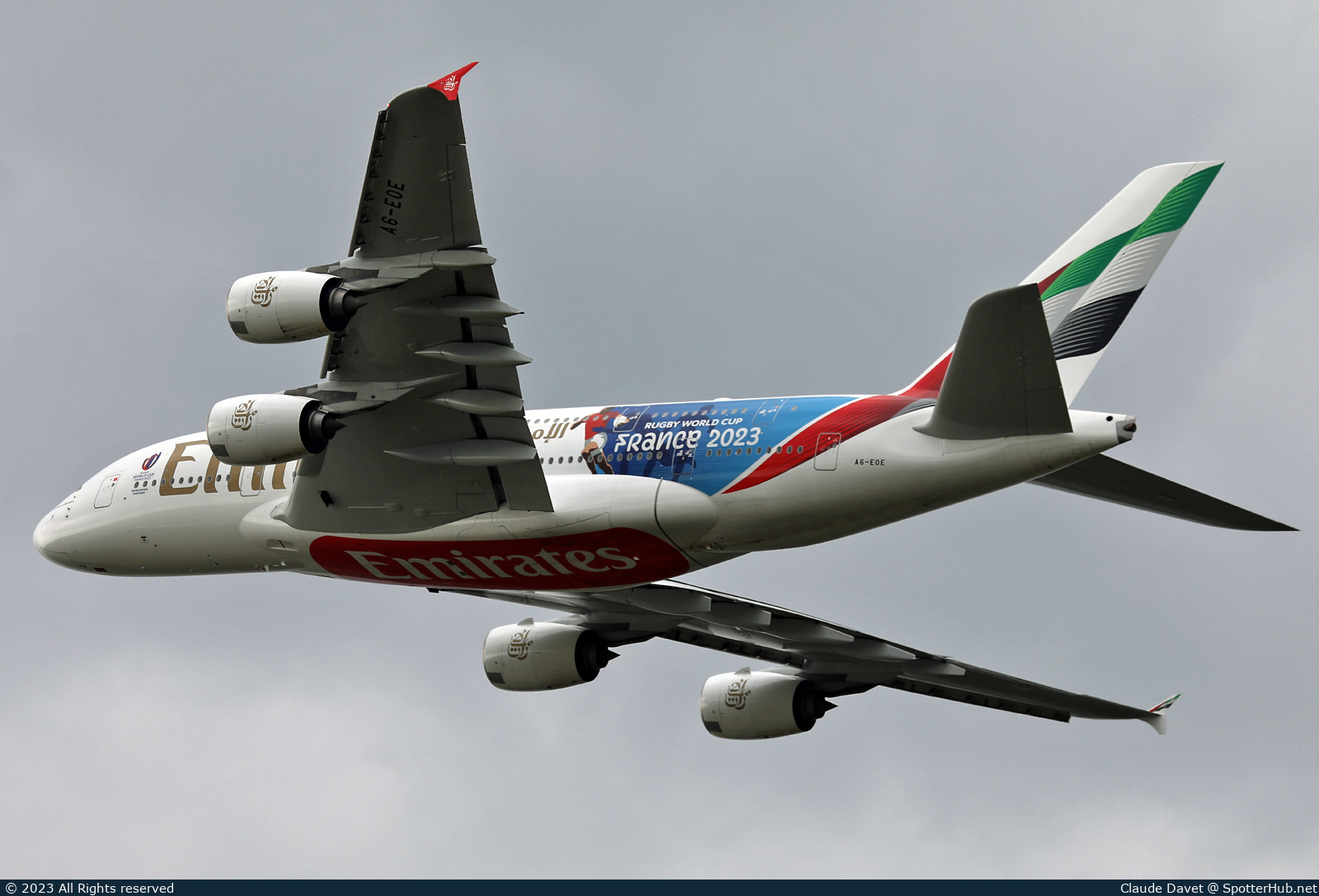 Photo of A6-EOE - Airbus A380-861 operated by Emirates