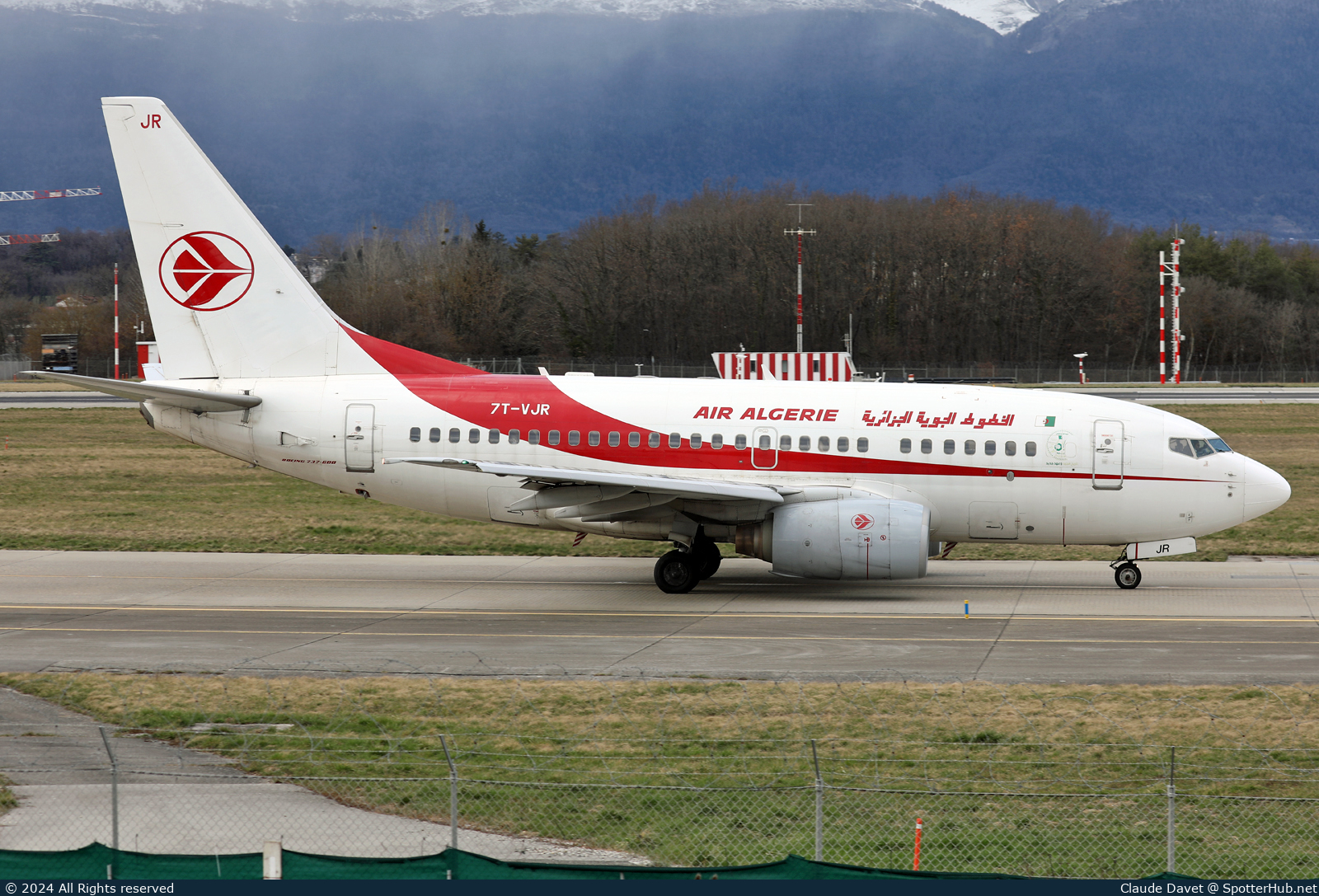 Photo of 7T-VJR - Boeing 737-6D6 operated by Air Algérie