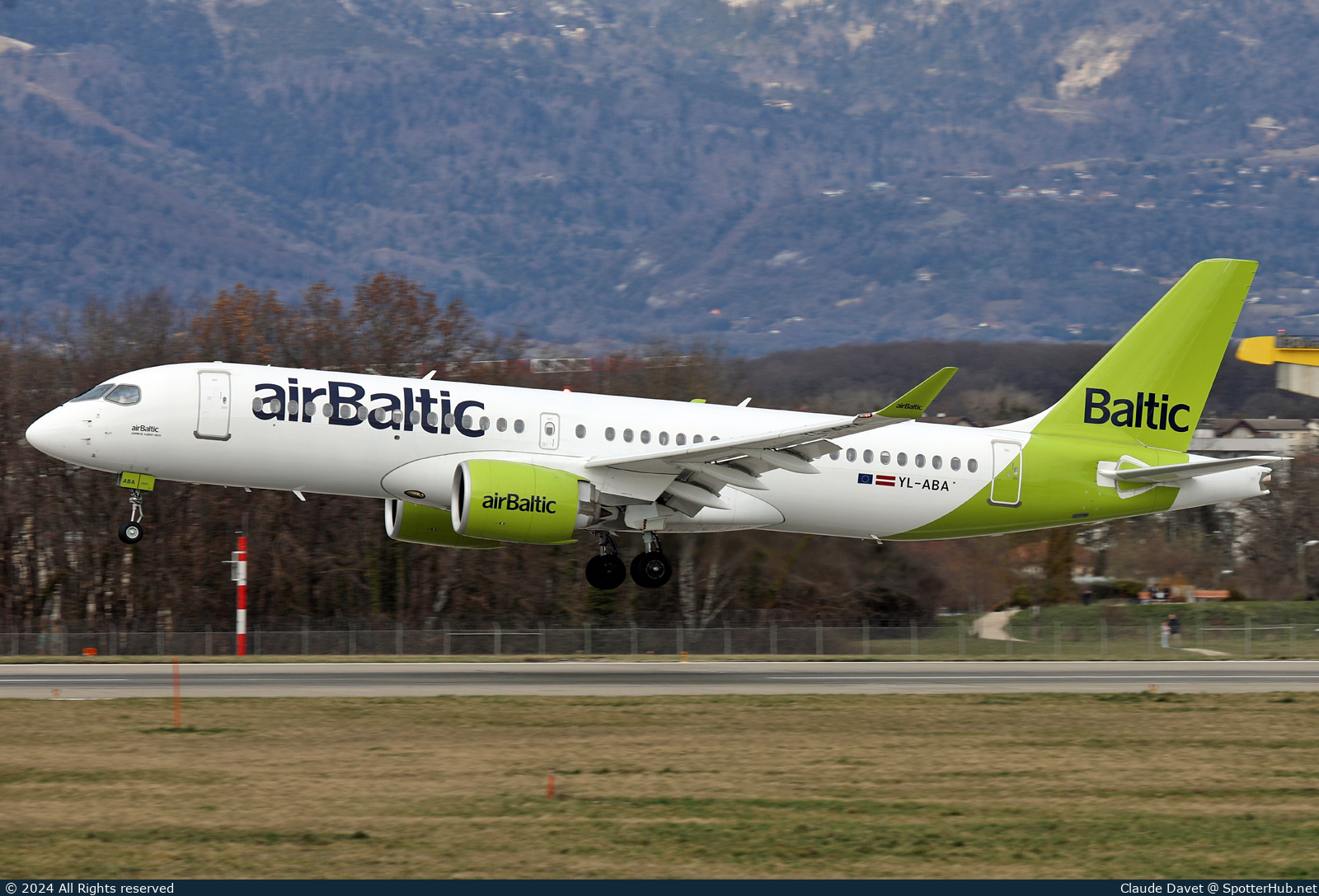 Photo of YL-ABA - Airbus A220-300 operated by airBaltic