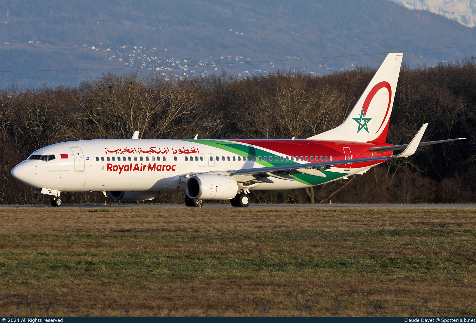 Photo of CN-RGF - Boeing 737-86N operated by Royal Air Maroc