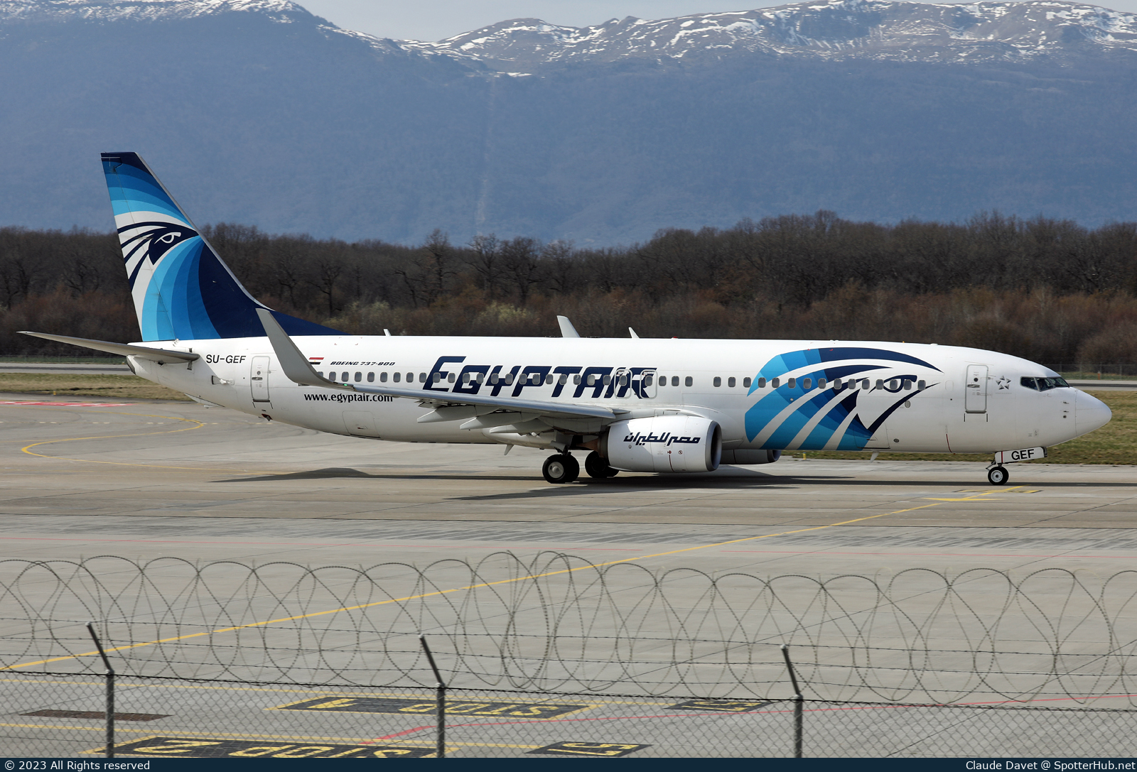 Photo of SU-GEF - Boeing 737-866 operated by Egyptair