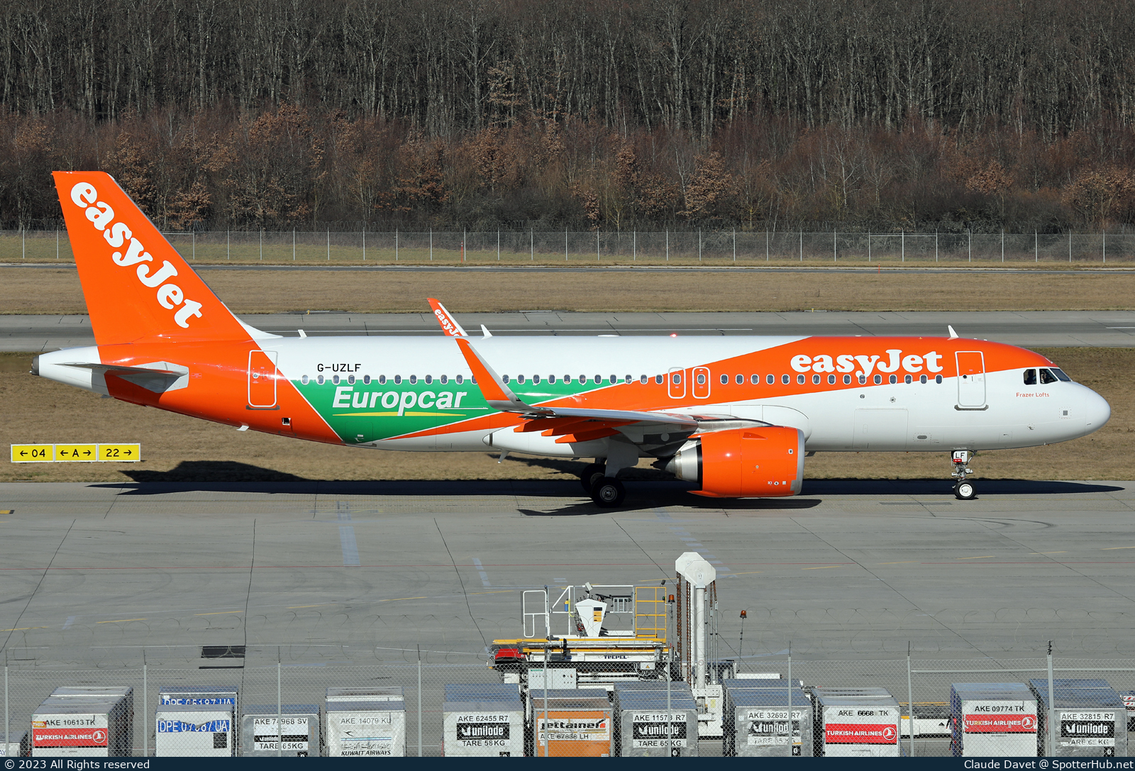 Photo of G-UZLF - Airbus A320-251N operated by easyJet