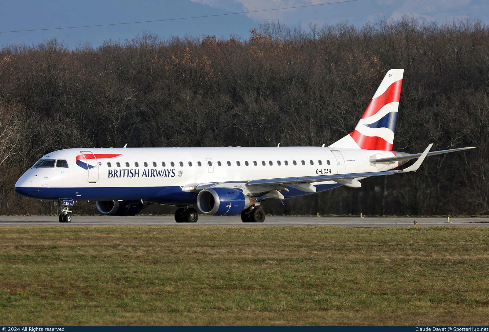 Photo of G-LCAH - Embraer ERJ-190SR operated by BA CityFlyer