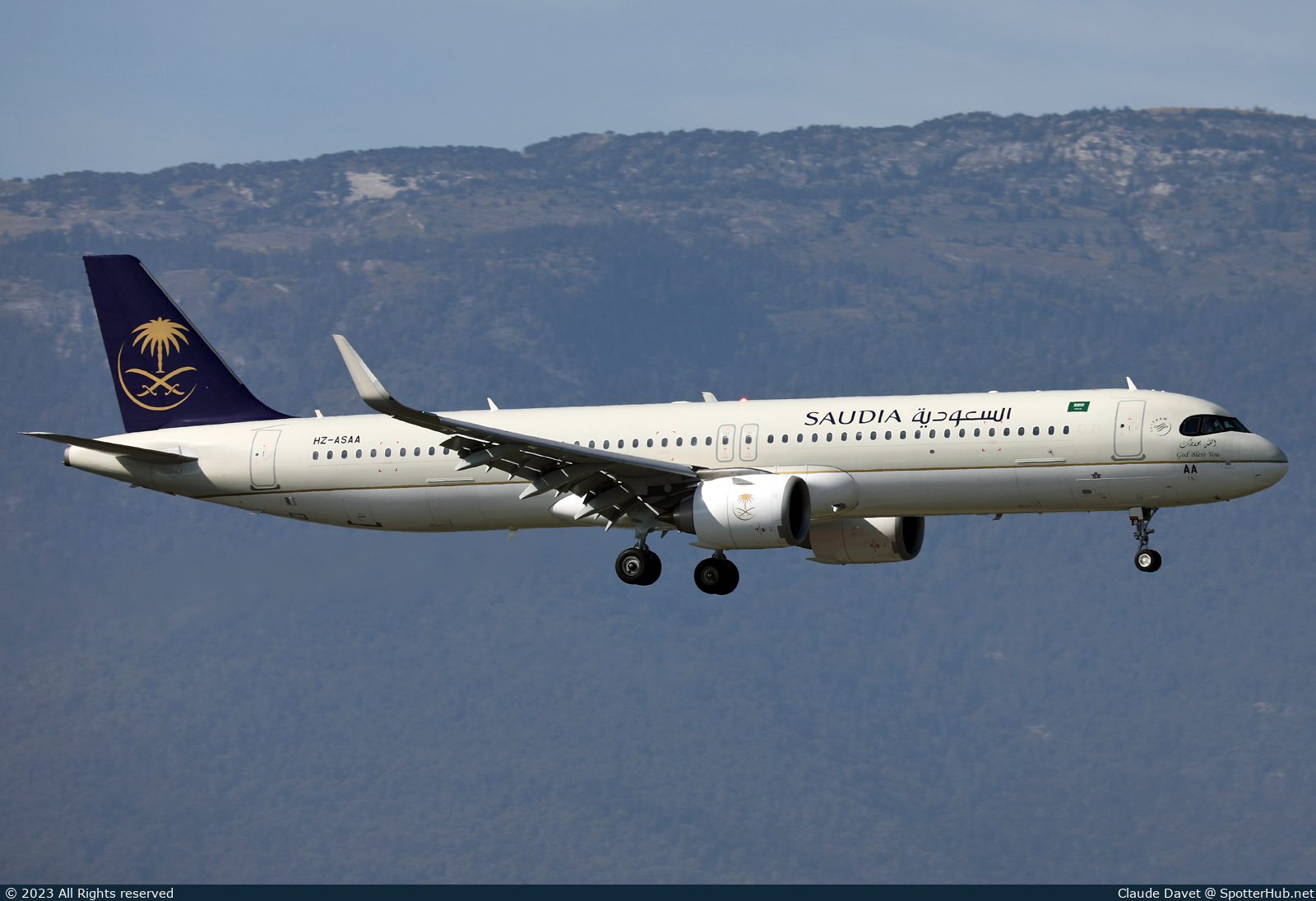 Photo of HZ-ASAA - Airbus A321-251NX operated by Saudia