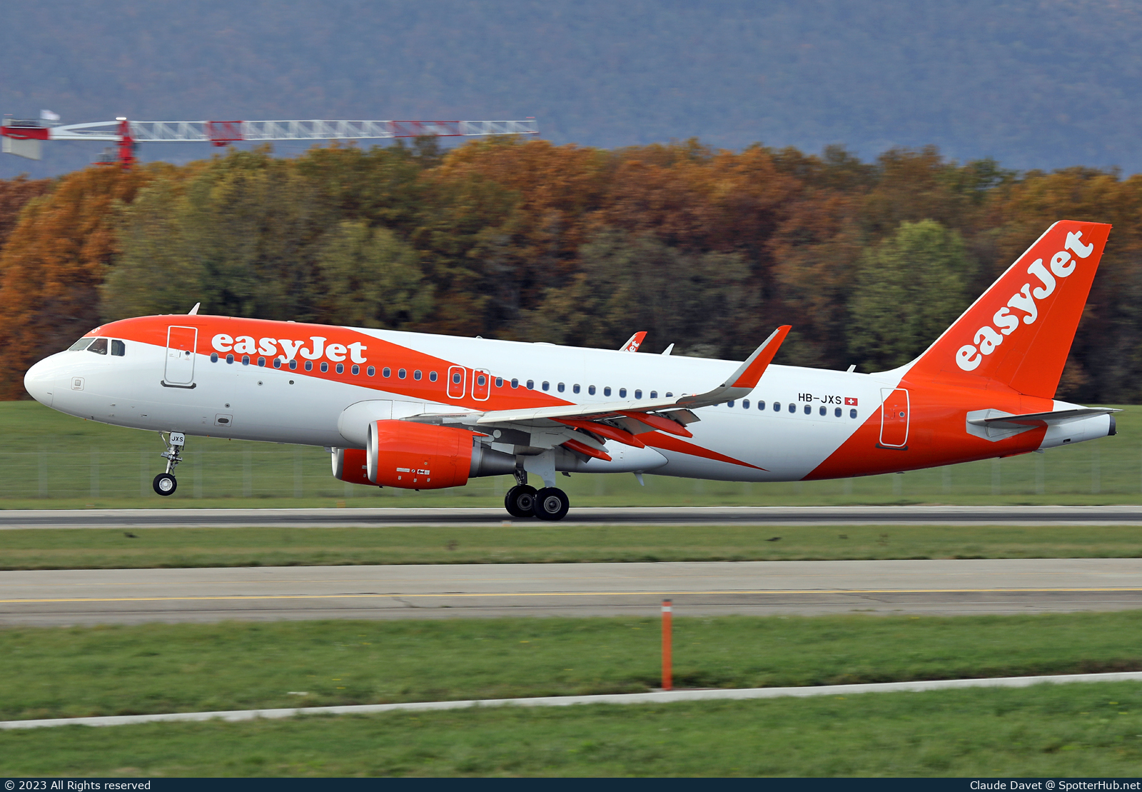 Photo of HB-JXS - Airbus A320-214 operated by easyJet Switzerland