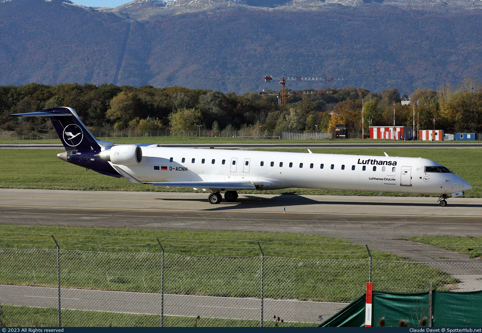 Photo of D-ACNH - Bombardier CRJ-900LR operated by Lufthansa CityLine