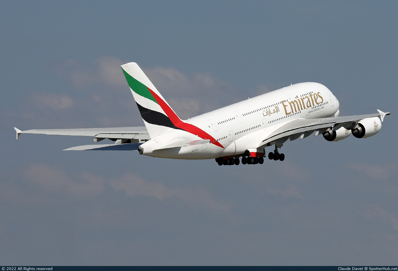 Photo of A6-EEO - Airbus A380-861 operated by Emirates