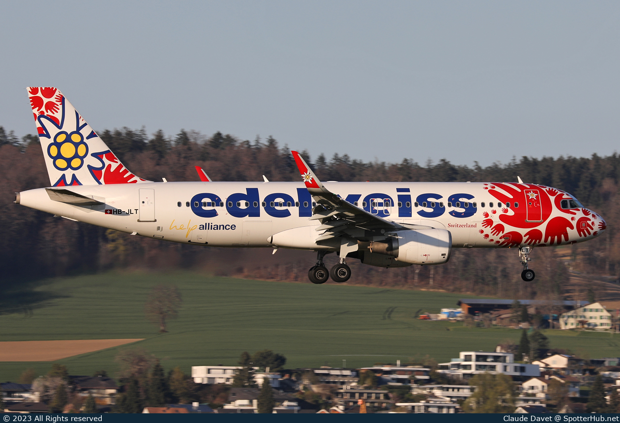 Photo of HB-JLT - Airbus A320-214 operated by Edelweiss Air