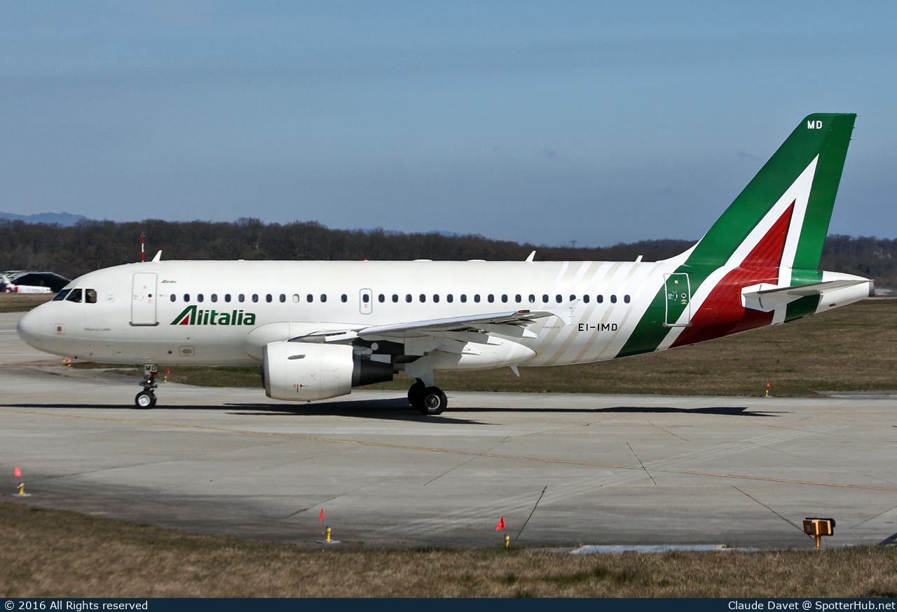 Photo of EI-IMD - Airbus A319-112 operated by Alitalia