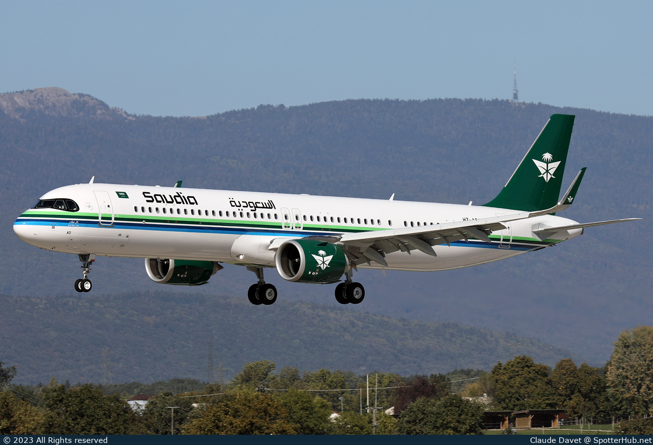 Photo of HZ-ASAD - Airbus A321-251NX operated by Saudia