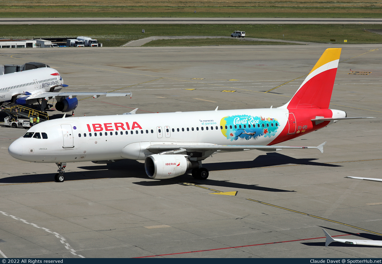 Photo of EC-IZR - Airbus A320-214 operated by Iberia