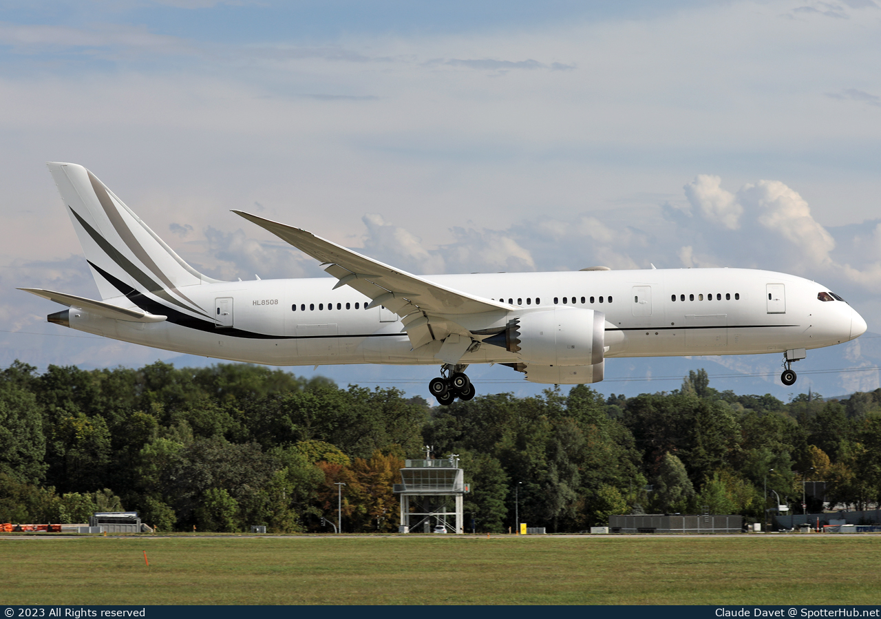 Photo of HL8508 - Boeing 787-8 Dreamliner operated by Korean Air