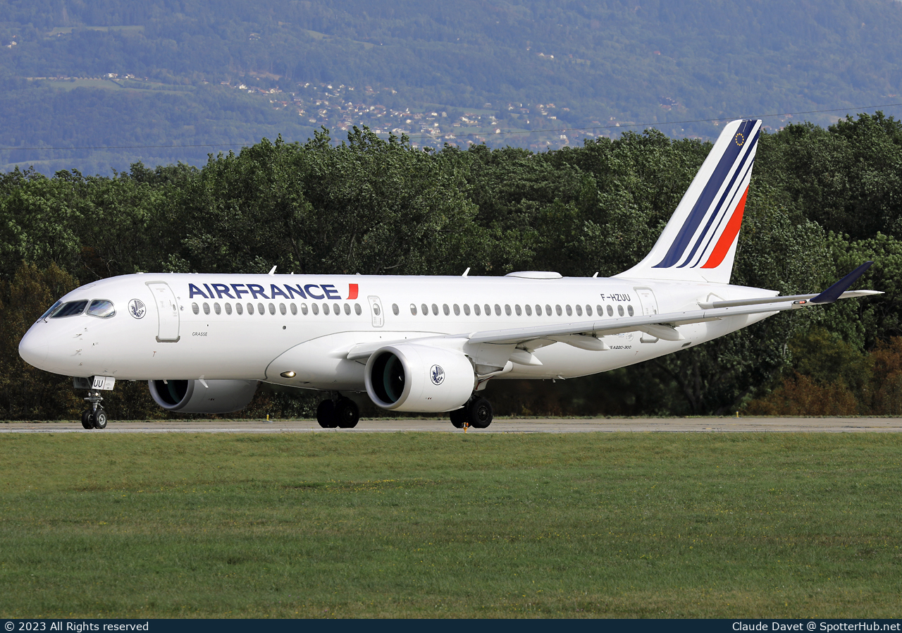 Photo of F-HZUU - Airbus A220-300 operated by Air France
