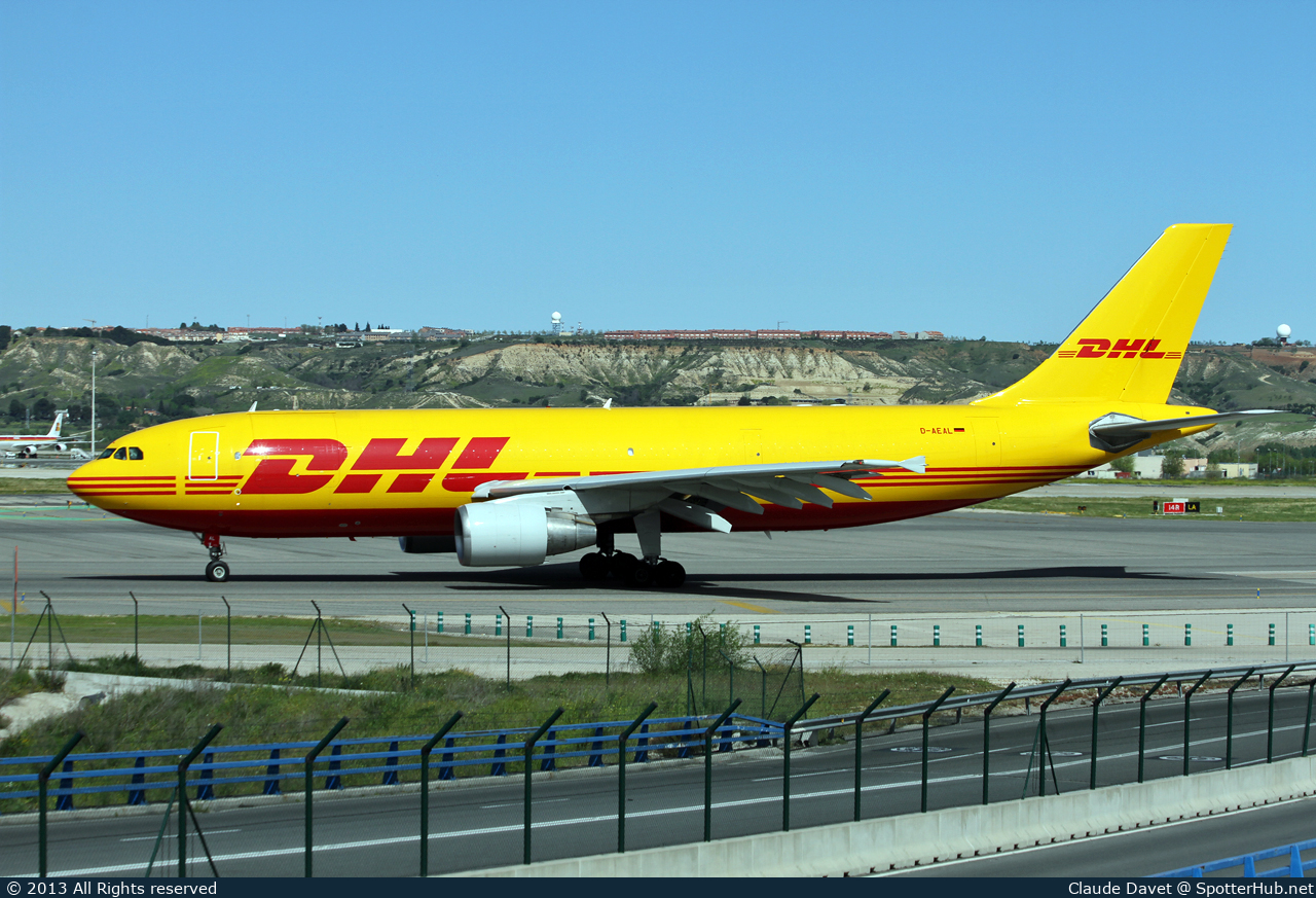 Photo of D-AEAL - Airbus A300B4-622R(F) operated by European Air Transport