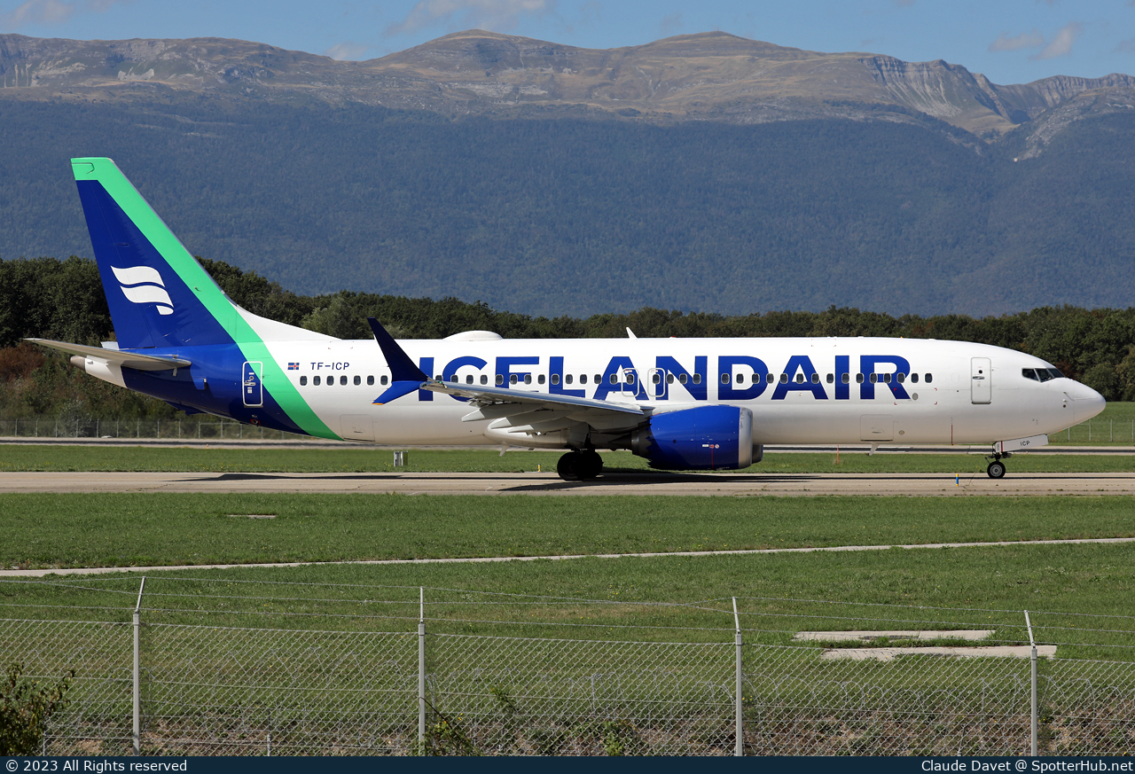 Photo of TF-ICP - Boeing 737 MAX 8 operated by Icelandair