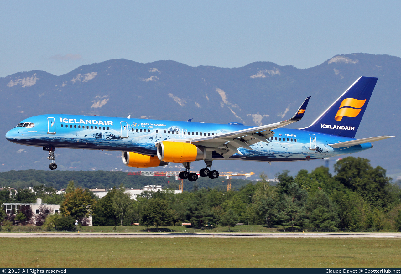 Photo of TF-FIR - Boeing 757-256 operated by Icelandair