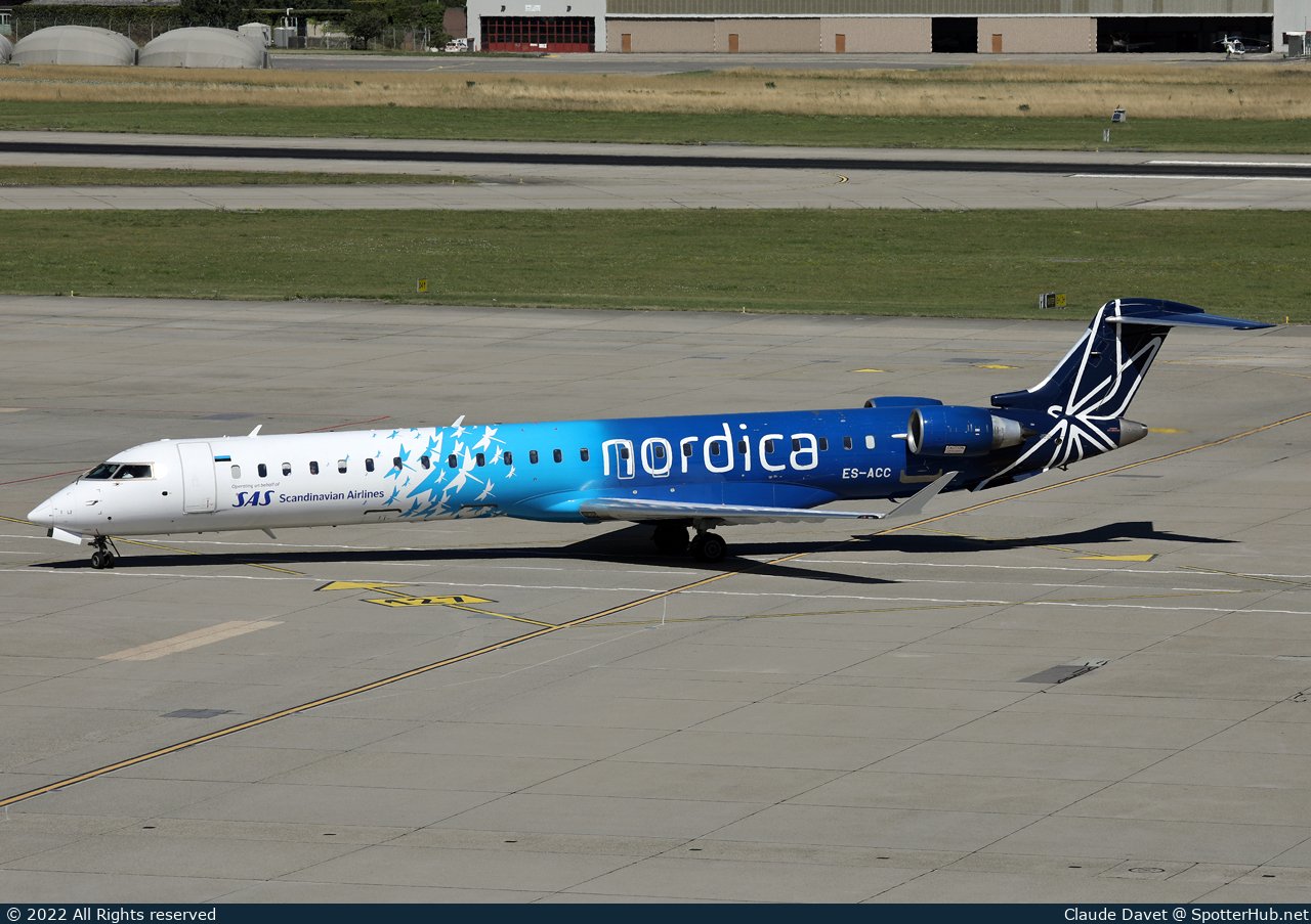 Photo of ES-ACC - Bombardier CRJ-900ER operated by Nordica (opb Xfly)
