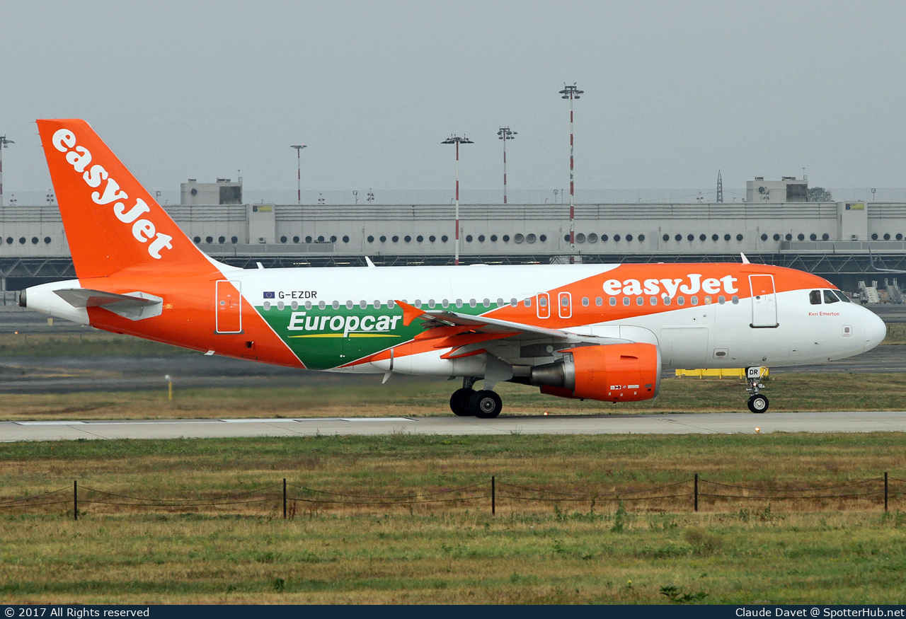 Photo of G-EZDR - Airbus A319-111 operated by easyJet