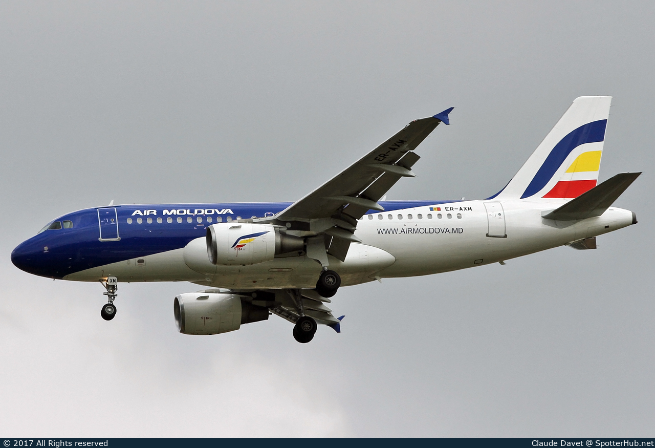 Photo of ER-AXM - Airbus A319-112 operated by Air Moldova