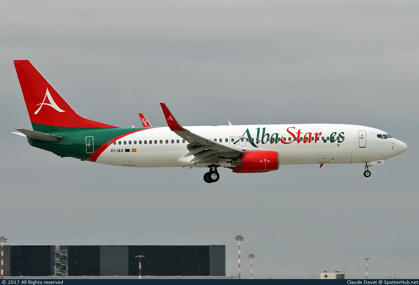 Photo of EI-IAS - Boeing 737-8K5 operated by AlbaStar
